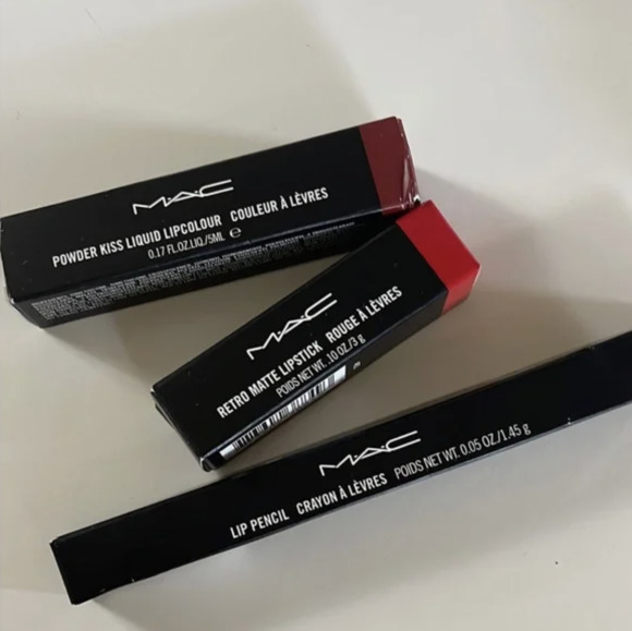 Makeup: MAC Cosmetics, Glossier, La Mer & More Posh Party